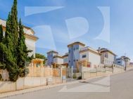 Villa · New Build ALICANTE · El Oasis
