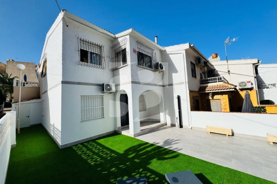 Townhouse - Продажа - La Mata - La Mata