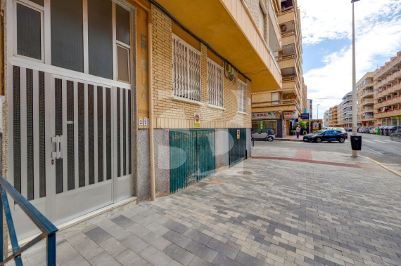 Apartamento - Segunda Mano - TORREVIEJA - Playa Del Cura