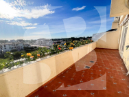 A · La Revente TORREVIEJA · Torrevieja