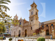 A · La Revente TORREVIEJA · Centro