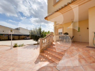 Villa · Resale ORIHUELA · Hurchillo