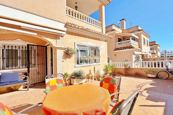 Townhouse - Odsprzedaż - ORIHUELA COSTA - 