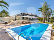 Вилла · Продажа TORREVIEJA · Rocio del Mar