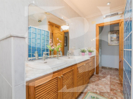 D · Resale Elche/Elx · Corte Ingles