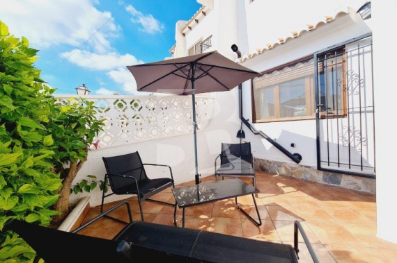 Townhouse - Odsprzedaż - Torrevieja - Los balcones