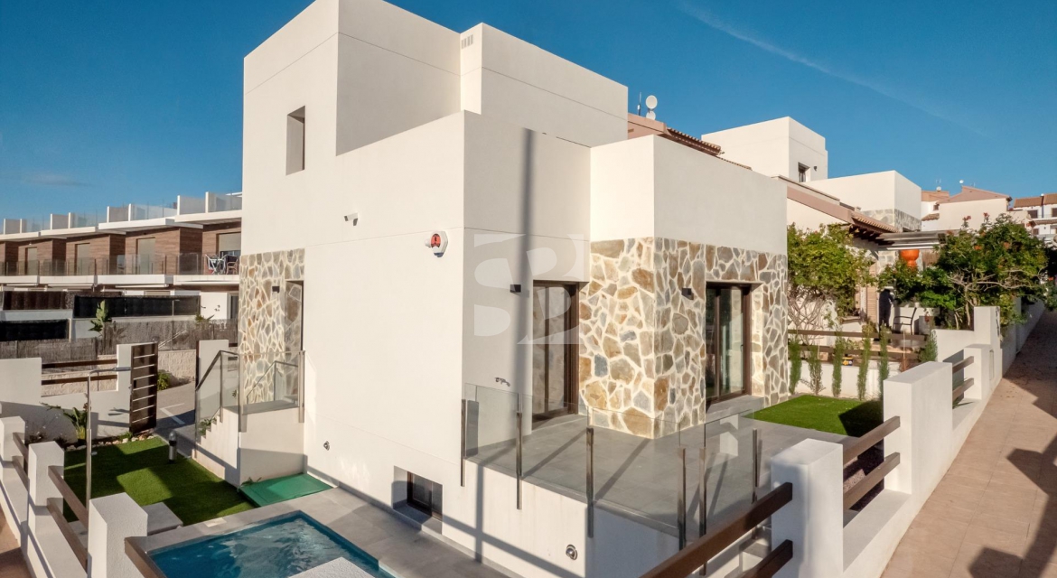 Villa · New Build ORIHUELA COSTA · Pau 8