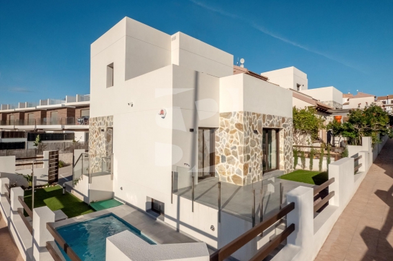 Villa - Obra Nueva - ORIHUELA COSTA - Pau 8