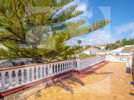 Вилла · Продажа Torrevieja Centro · San Luis