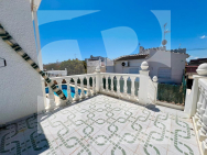 v · Продажа TORREVIEJA · La Siesta - El Chaparral - San Luis