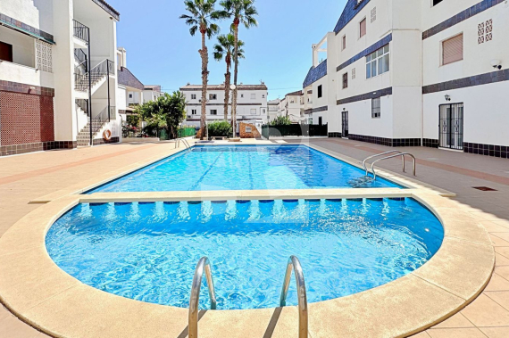 Апартамент - Продажа - TORREVIEJA - Rocio del Mar