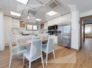 v · Segunda Mano TORREVIEJA · Los Balcones