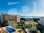 Attique · La Revente La Mata · Alanis