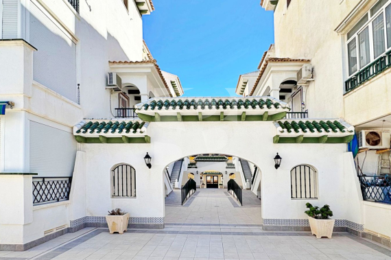 Апартамент - Продажа - TORREVIEJA - La Mata