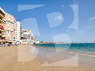 A · La Revente TORREVIEJA · playa de los naufragos