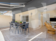 Вилла · Продажа TORREVIEJA · Rocio del Mar