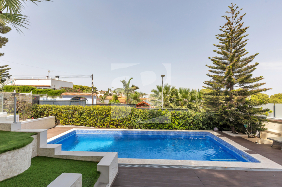 Villa - Segunda Mano - TORREVIEJA - Los Balcones