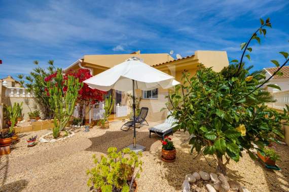 Chalets Pareados - Odsprzedaż - TORREVIEJA - 