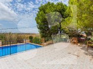 D · Resale LOS MONTESINOS · Los Montesinos