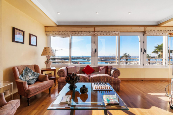 A - Segunda Mano - TORREVIEJA - CLUB NAUTICO TORREVIEJA