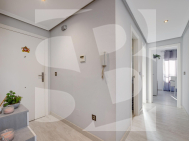 p · La Revente ALMORADÍ · Almoradi