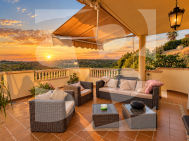 v · Resale Dehesa De Campoamor · Las Ramblas Golf