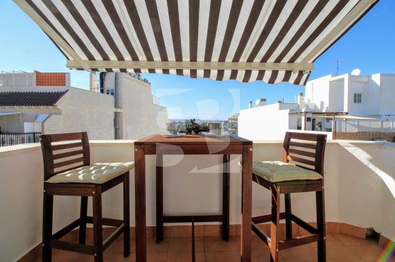 Apartment - Penthouse - Odsprzedaż - TORREVIEJA - Torrevieja