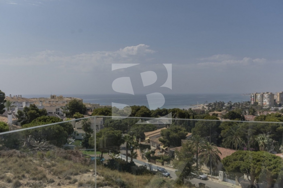 Villa - Nouvelle construction - ORIHUELA COSTA - Campoamor