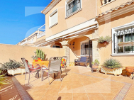 Townhouse · Resale ORIHUELA COSTA · Villamartin