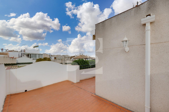 terraced house - Resale - TORREVIEJA - Los Balcones