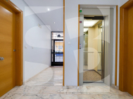 p · La Revente ALMORADÍ · Almoradi