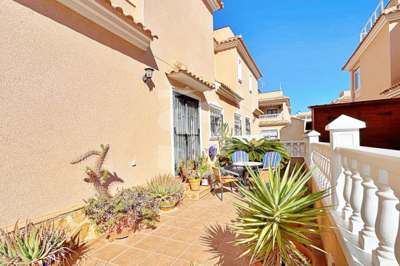 Townhouse - Odsprzedaż - ORIHUELA COSTA - 