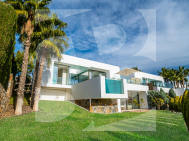 v · Resale ORIHUELA COSTA · Orihuela Costa