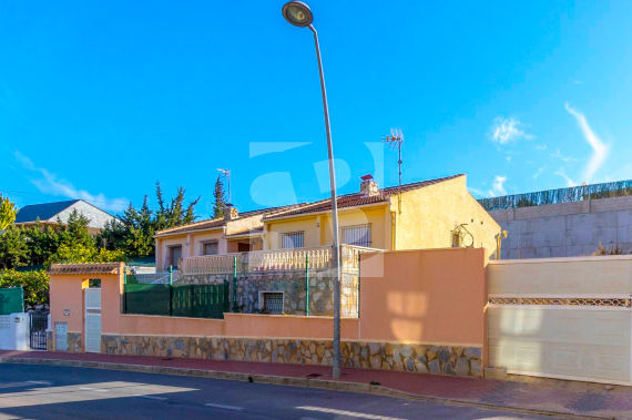 Townhouse - Odsprzedaż - Los Balcones - Los Altos del Edén - Los Balcones