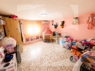v · Resale TORREVIEJA · La siesta