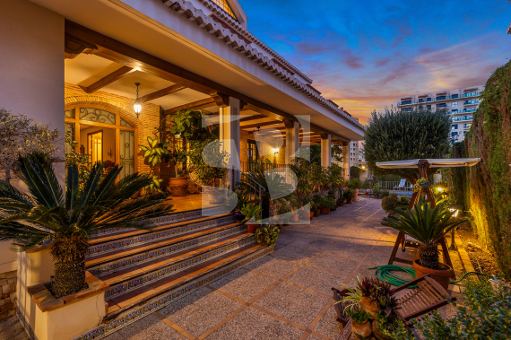 WILLA - Odsprzedaż - TORREVIEJA - La Veleta