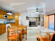 Townhouse · La Revente La Mata · Los Europeos