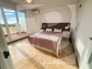 A · La Revente TORREVIEJA · Torrevieja