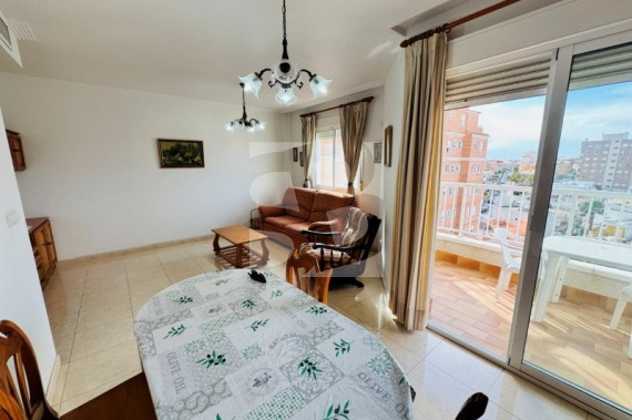 Апартамент - Продажа - Torrevieja - Centro