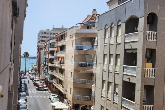 Apartment - Resale - Torrevieja - Playa del Acequión