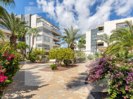 Apartment · Odsprzedaż ORIHUELA COSTA · Villamartín-Las Filipinas