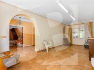 D · Resale LOS MONTESINOS · Los Montesinos