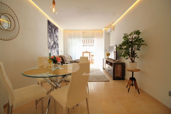 Apartment - Penthouse - Odsprzedaż - TORREVIEJA - Torrevieja