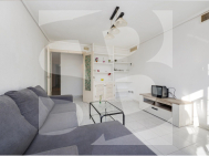 A · La Revente TORREVIEJA · Centro