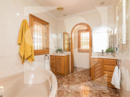 D · Resale Elche/Elx · Corte Ingles