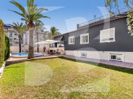 Вилла · Продажа TORREVIEJA · Rocio del Mar