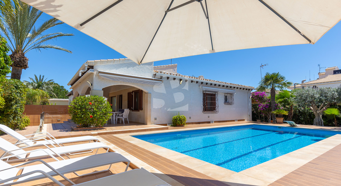 WILLA · Odsprzedaż ORIHUELA COSTA · 