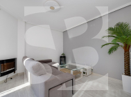 p · La Revente ALMORADÍ · Almoradi