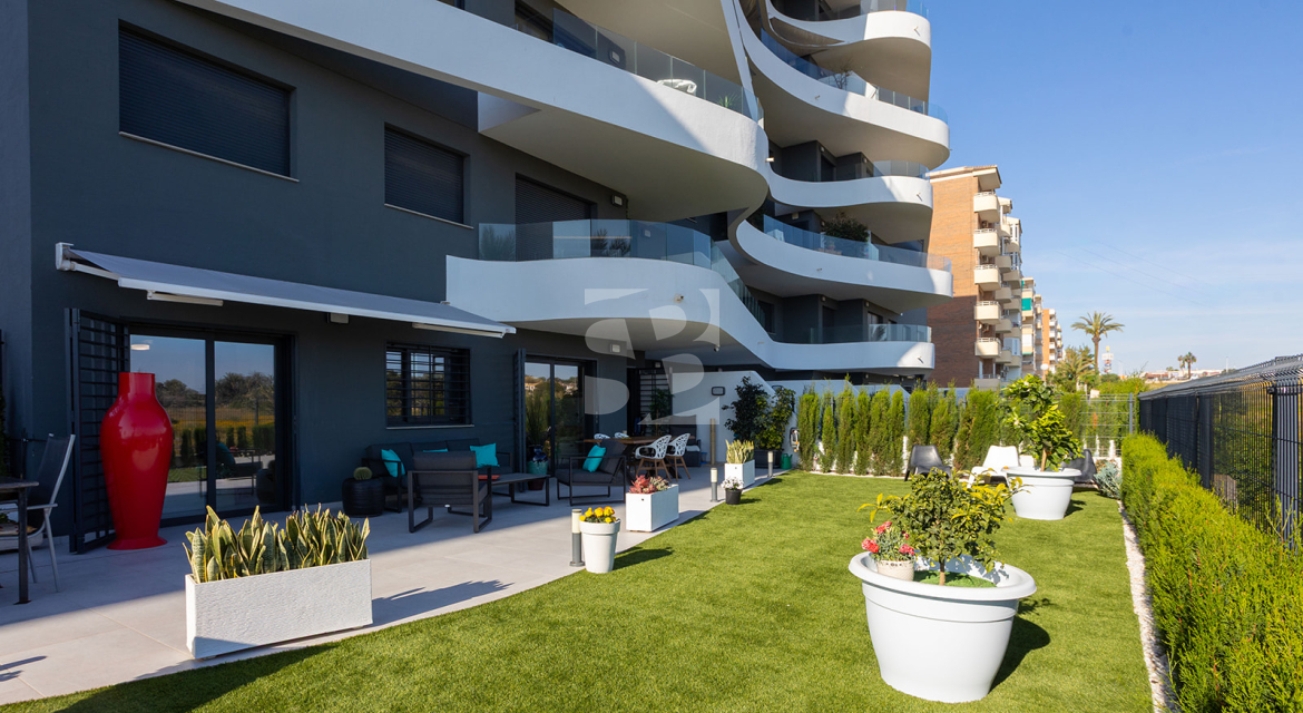 Apartment · Odsprzedaż TORREVIEJA · Rocio del Mar