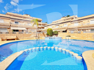 Townhouse · Resale ORIHUELA COSTA · Villamartin